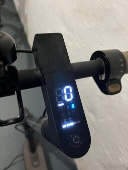 XIAOMI MI scooter - 3