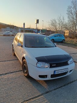 Golf IV - 3