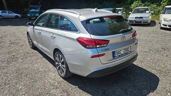 Hyundai I30 kombi 1.4 T-GDI DCT automat STYLE NAVI 98 tkm - 3