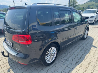 Volkswagen Touran 2.0 TDI BlueMotion Technology Comfortline - 3