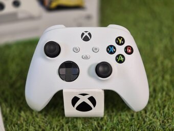 Xbox Series S 512GB, 1 ovládač, + 3 hry - 3