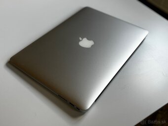  Apple MacBook Air 2017 13.3" - 3