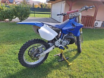 Yamaha YZ250 - 3
