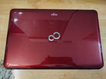 15,6" Fujitsu Lifebook / Intel B960 / 120gb ssd / 4gb ram / - 3