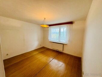 Prenájom 3 izbový byt Ľadoveň - 3