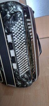 Gombikovy akordeon Firotti (B) - 3