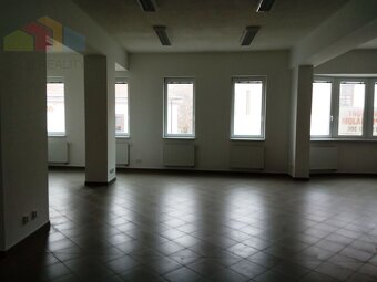 Kancelárske/ obchodné priestory 112 m2, pešia zóna Nitra - 3