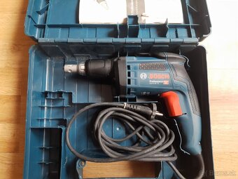 Vŕtačka na sadrokartón - 3