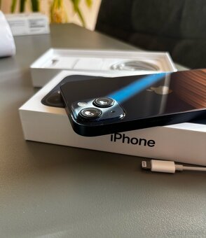 Apple iPhone 13 128GB Midnight – TOP stav 100% - 3