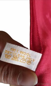 Krásna šatka Louis Vuitton aj na pláž - 3