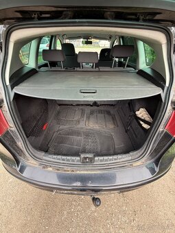 Rozpredam Seat Altea XL 2.0 TDi 103kw . Kod motora : BKD . K - 3