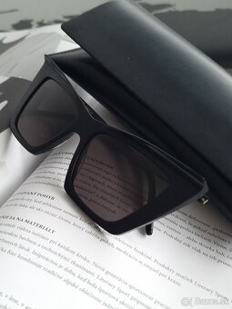 Slnečné okuliare Saint Laurent SL 372 001 - 3