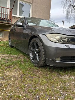 BMW e90 325i - 3