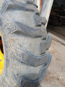 Pneu Jcb 4cx 2ks - 3