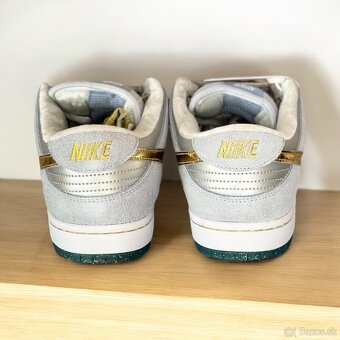 Nike SB Dunk Low Sean Cliver - 3