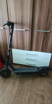Elektrická kolobežka Segway MAX G2 E - 3