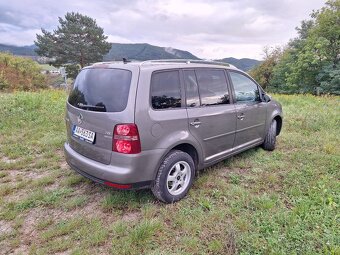 Predám Volkswagen Touran 2009, 1,9tdi,77kw,7 miestne - 3
