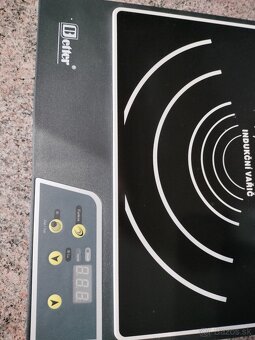 Indukčný varič 1800W - 3