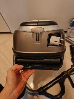 Rowenta silence force 4A - 3