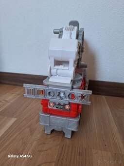 Play-Doh hasičské auto - 3