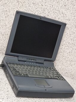 # SHARP PC-9080 starý laptop/notebook - 3