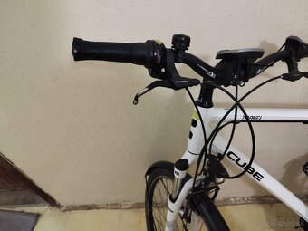 Bicykle CUBE - 3