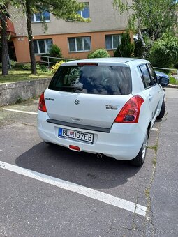 Suzuki Swift - 3