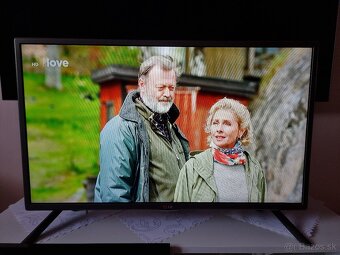 Predám LED TV LG 32LB550U HD - 3