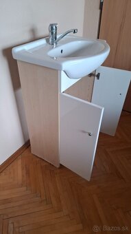Umyvadlo so skrinkou - 3