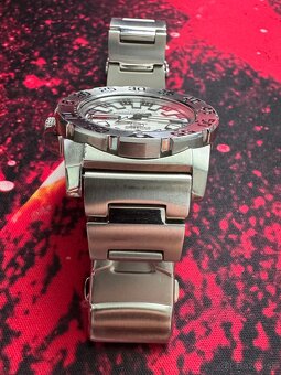 Seiko SNZF45 Baby Monster - 3