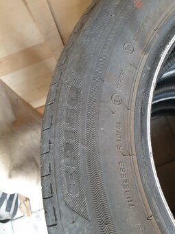 185/65R15 - 3