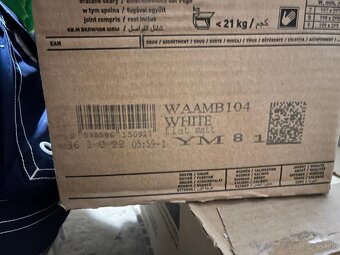 Predam biele (matne) kachlicky 20 x 40 cm - 3