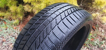CONTINENTAL WINTERcontact TS 870P, 225/45 R18, DOT 22 - 3