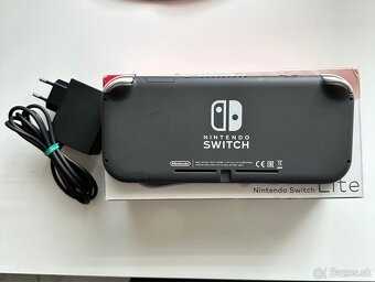 Nintendo Switch Lite - 3