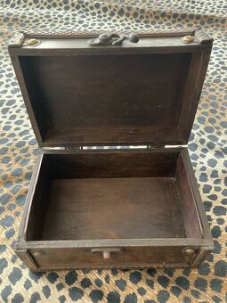 Drevena krabicka, sperkovnica - 3