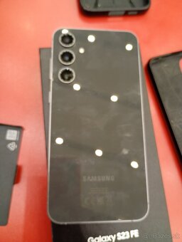 PREDÁM SAMSUNG S23 FE - 3