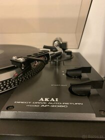 gramofón Akai  AP- 206C - 3