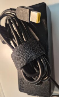 Adapter Lenovo 90W - 3