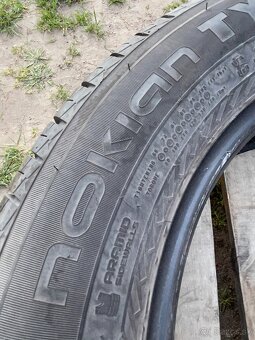 Nokian 225/60 R17 4x=200e - 3