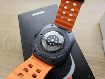 Samsung Galaxy Watch Ultra,LTE,titanium gray, top,zaruka - 3