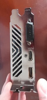 Gigabyte GTX 1650 D6 OC 4Gb - 3