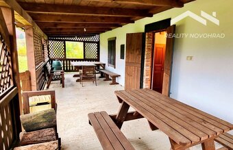 Vidiecke sídlo na polosamote Ábelovských Lazov - 3