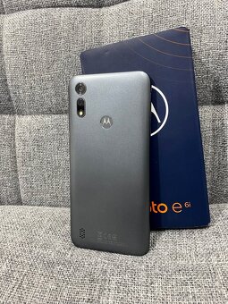 Motorola E6i (2/32GB) plne funkčný - 3