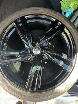 Čierne komplety Volvo R22 R-Design - 3