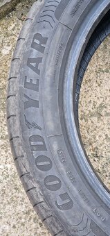 205/55 R17 Goodyear - 3