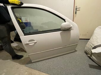 Dvere na VW golf 4 variant - 3