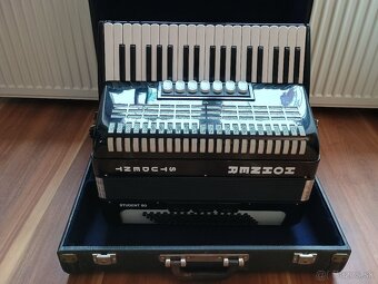 Predam akordeón - 3