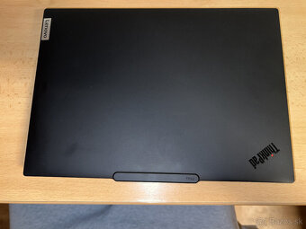 Lenovo ThinkPad P14s Gen 5 - 3