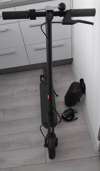 Elektrická kolobežka Xiaomi pro 2 - 3