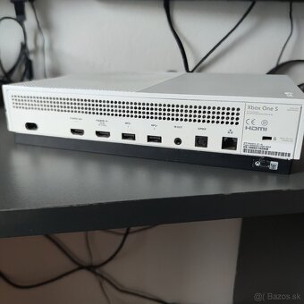 Xbox One S 500GB - 3